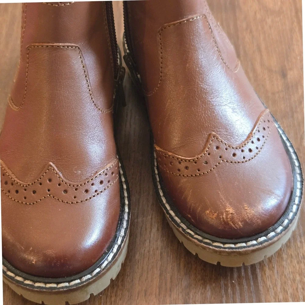 Mini Boden Kids Tan Leather Floral Wingtip Brogue Chelsea Boots Size EU 24 C1751